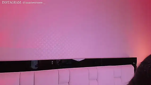 Mariee_rosee webcam