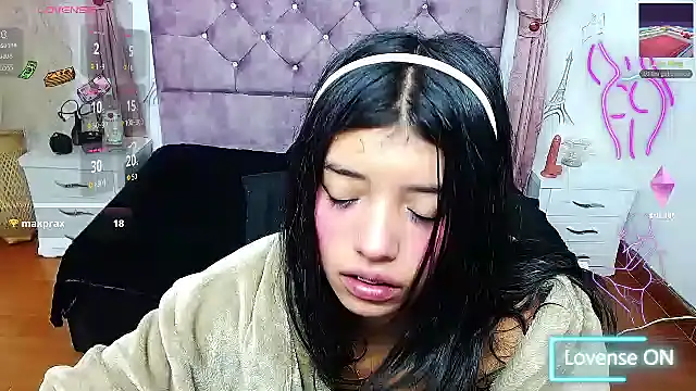 Esmeralda-18 webcam