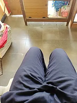 Slim_guy_for_u webcam