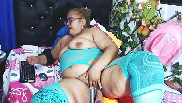 mature_beautiful (Ask my age) - torso in  ass