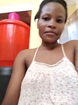yunus_lady5 (F young) - Milky boobs 🥵