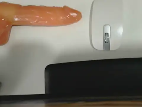 xxxmysterious_miss (F teen) - IM BACK SEXY !!!