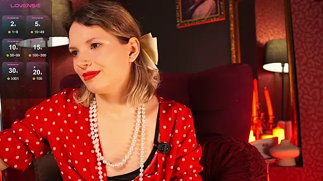 Carrie_in_the_city webcam