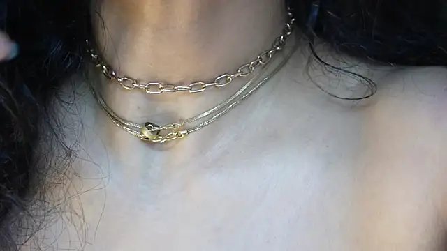 -AyeshaSinghania- webcam