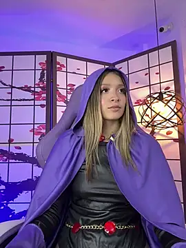 Webcam Model (Victoria_Adams14)  is live.Free join now!