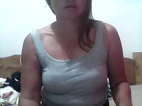 nathalie0045 - Nathalie0045's free webcam - UK Sex Cams