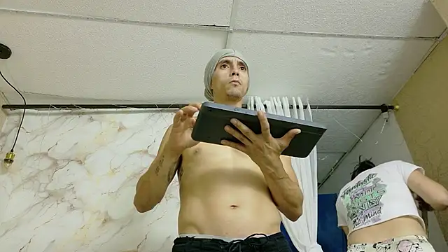 adanndeva - AdanNdEva's free webcam - UK Sex Cams