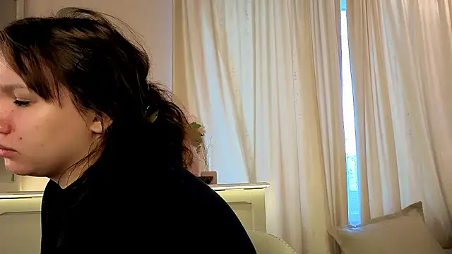 Alisia_Mars webcam
