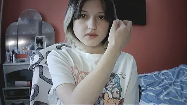 SnowWhiteNika webcam