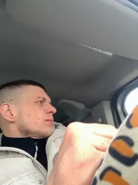 omg6phoo9 (Ask my age) - I'll show my dick on the street