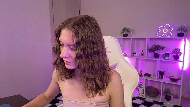 kellysunn (F young) - Suck  finger