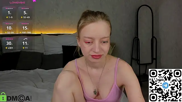 Michelle_Blond