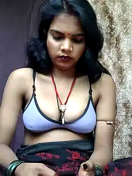 Sexy-Riyanshi