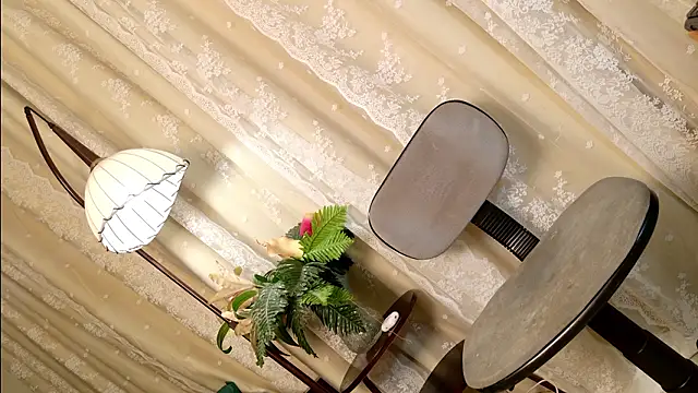 PrettyStranger webcam