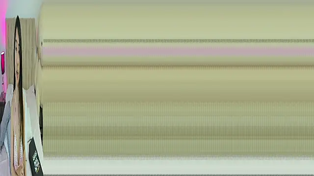 VictoriaRouge_ webcam