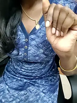 Webcam Model (Tamilmallu-duskygirl03)  is live.Free join now!