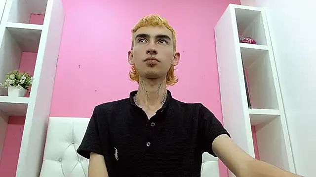 ttimy_x_boy webcam