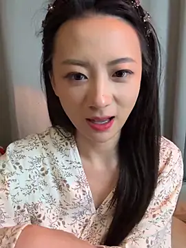 ReiningAffaire Live Webcam on Stripchat