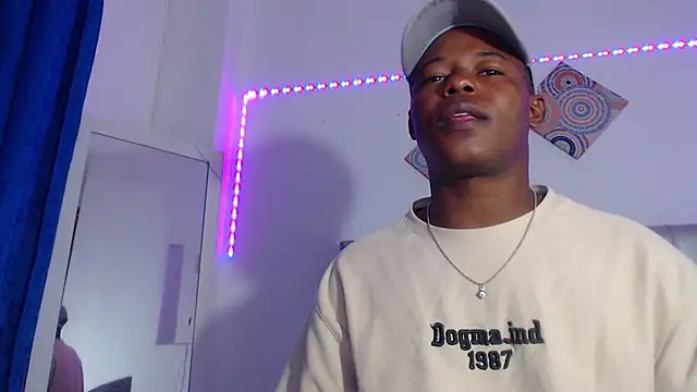 Dark_stallionX webcam