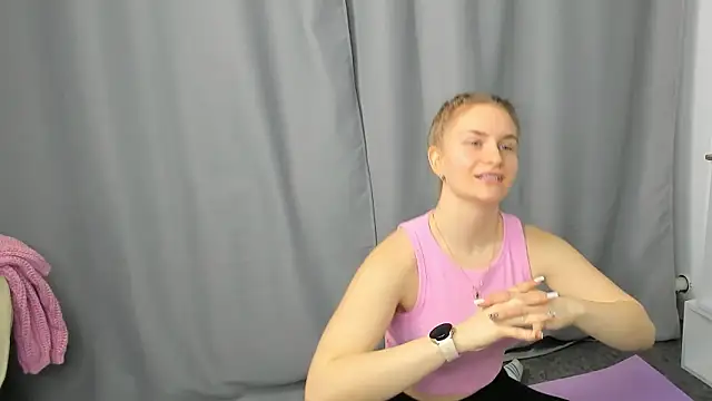 PhoebeTomerlin webcam