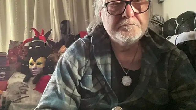 EroticVenetian webcam