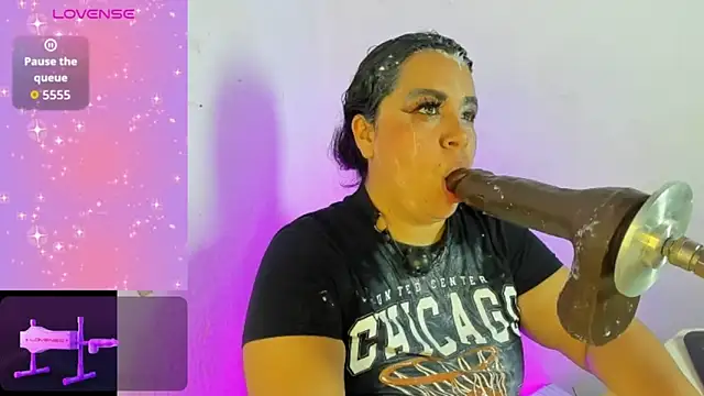 Alanna-sloppy webcam