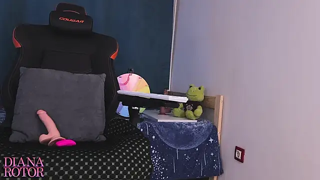 diana_rotor - Diana_rotor's free webcam - UK Sex Cams