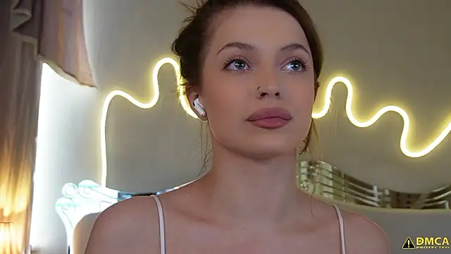 kellypeachcake webcam