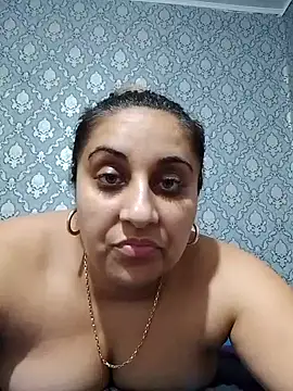 AntoAntonianna webcam