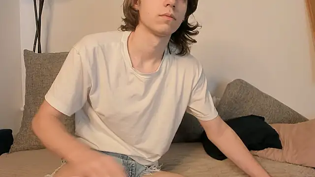 avenglow (M twink) - take off your t-shirt