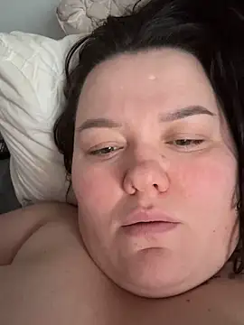 SunnyLeila2101 webcam