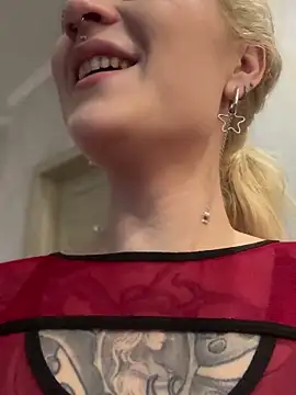 blondedoll_ - BlondeDoll_'s free webcam