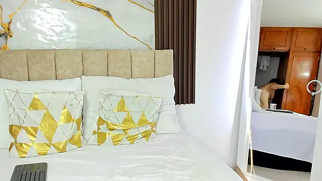 cristalwalker__ webcam