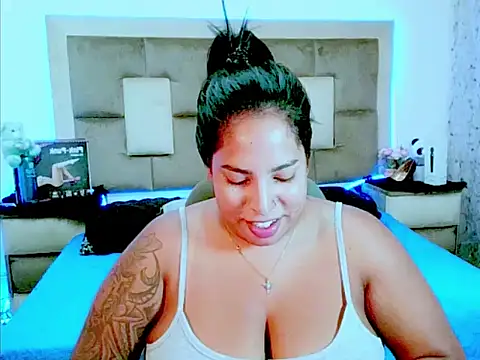 indiantopaz694u webcam