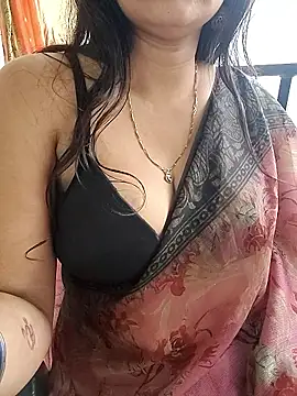 kaamuk_shweta webcam