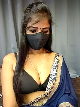 Webcam Model (Misss-julli)  is live.Free join now!