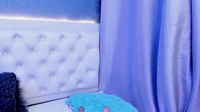 MHONIKBELUCCI webcam