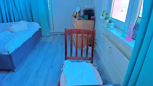 Mia_Brackenridge26 webcam