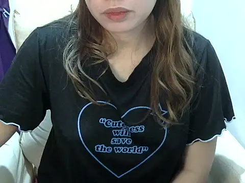 __luvvlll01__ webcam