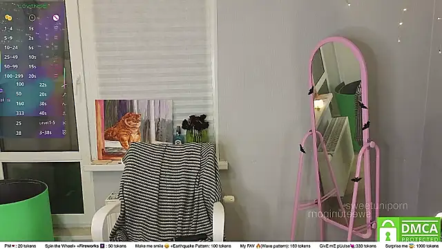 sweetuniporn webcam