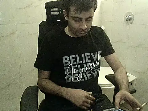 king_kong_india1 - King_kong_india1's free webcam - UK Sex Cams