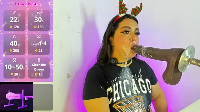 Alanna-sloppy webcam