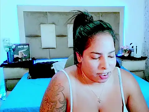 indiantopaz694u webcam