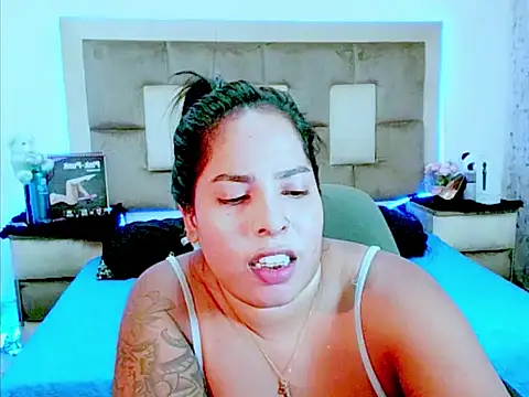 indiantopaz694u webcam