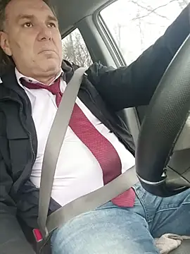 saysomething3 (M mature) - Show ass in middle of road