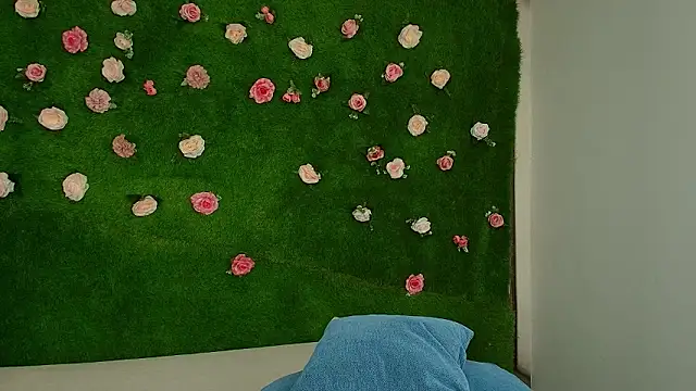 Huge_Titties_ webcam