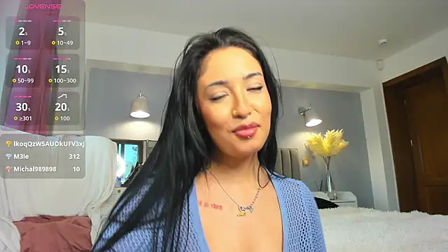 Awesome_Jolie webcam