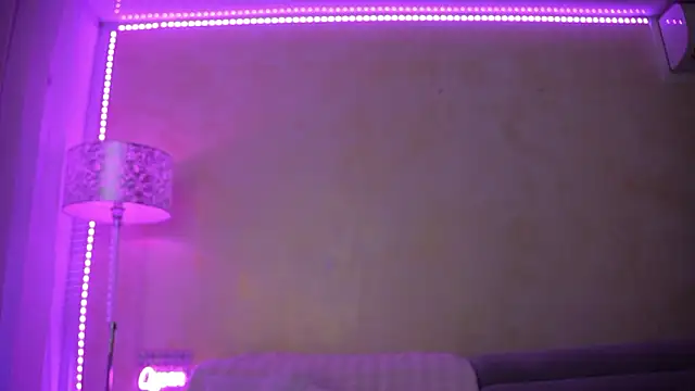 LaylaCruzRose webcam