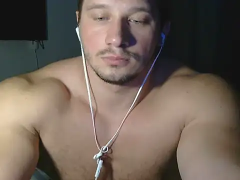 lionedwin (M young) - cum show bed in private