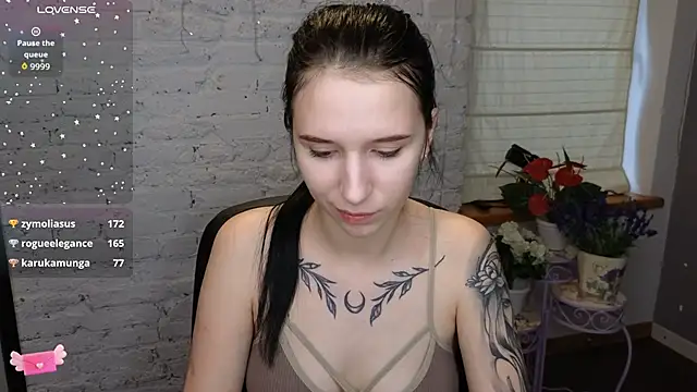 KarolinaBlacks webcam